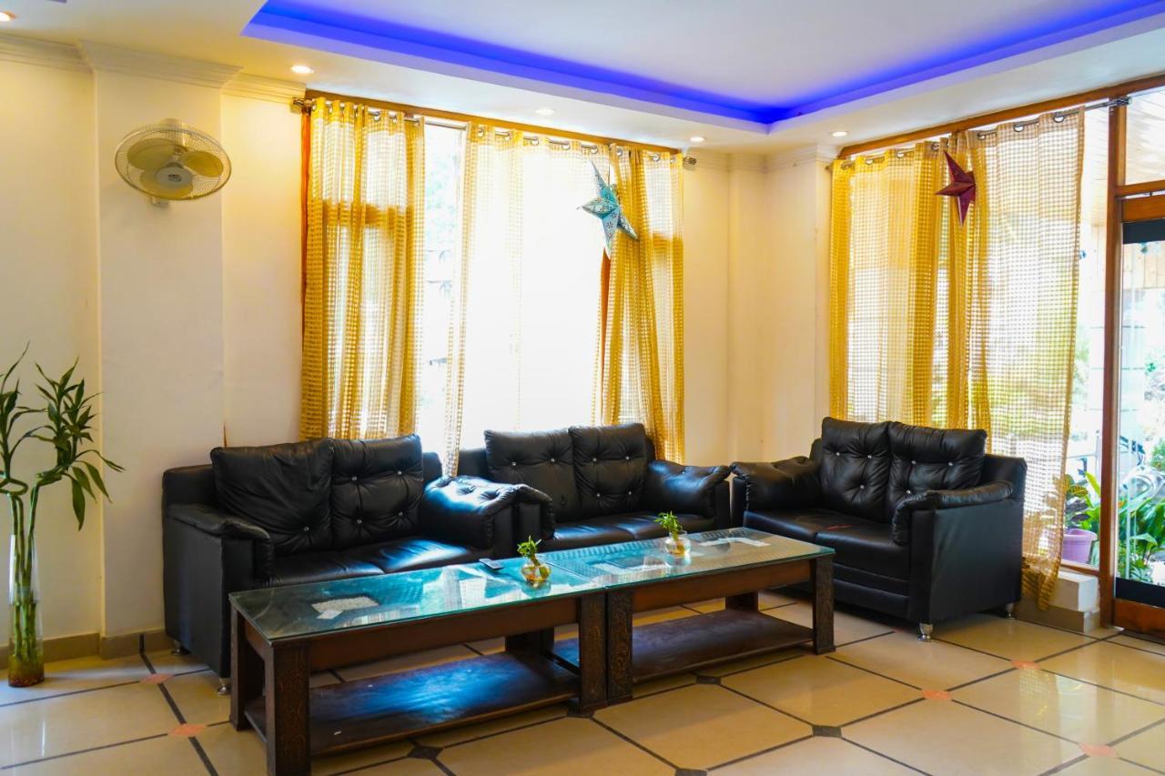 Hotel Akash Regency Manāli Dış mekan fotoğraf