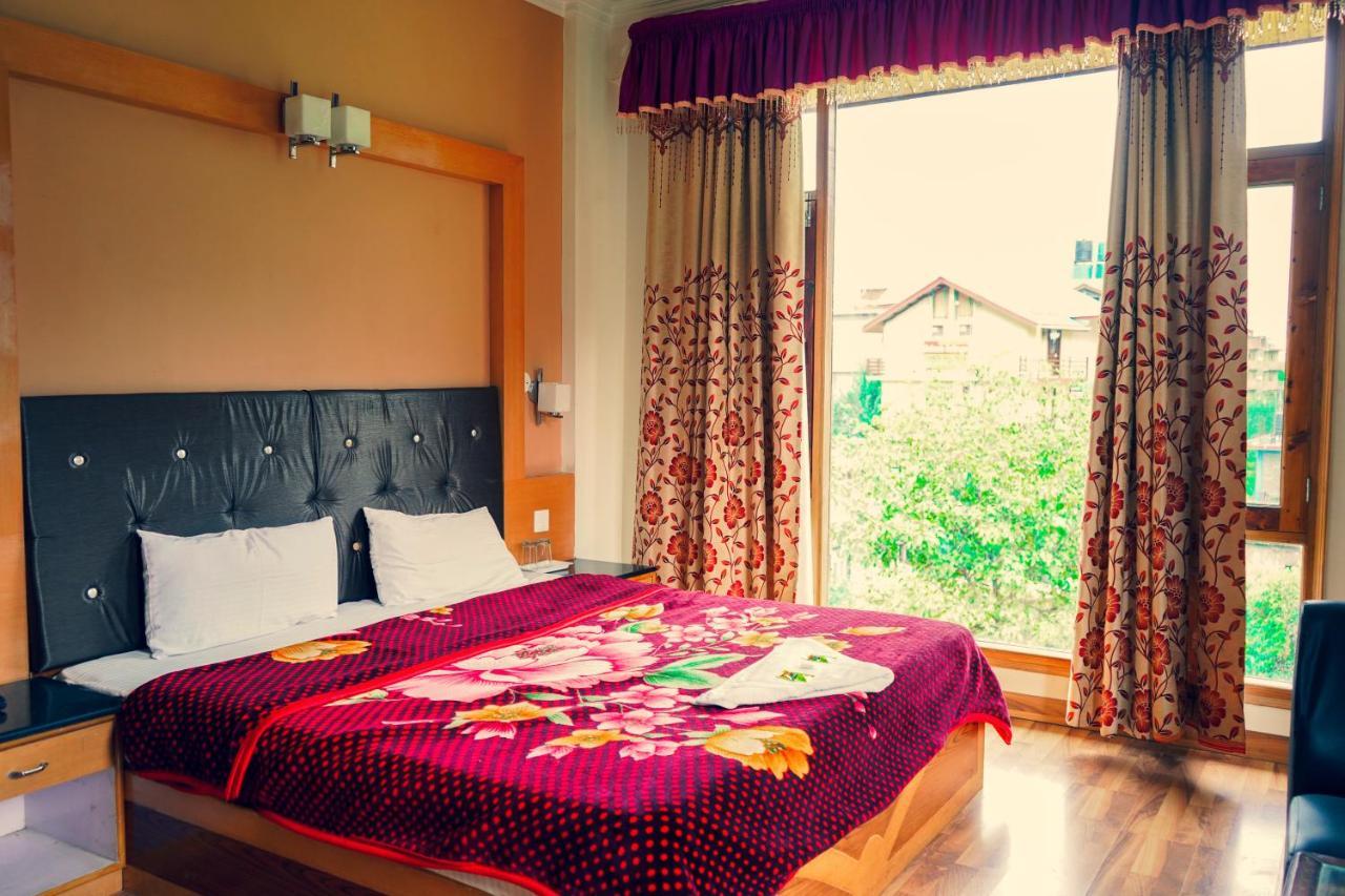 Hotel Akash Regency Manāli Dış mekan fotoğraf