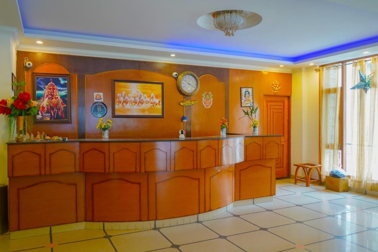 Hotel Akash Regency Manāli Dış mekan fotoğraf
