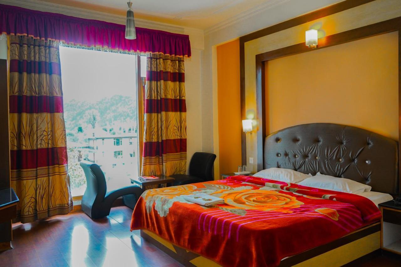 Hotel Akash Regency Manāli Dış mekan fotoğraf