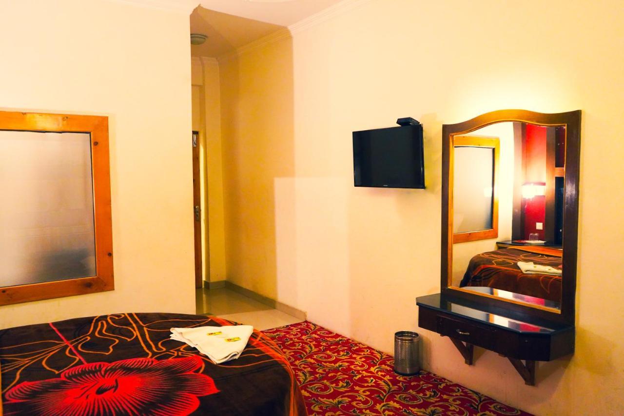 Hotel Akash Regency Manāli Dış mekan fotoğraf