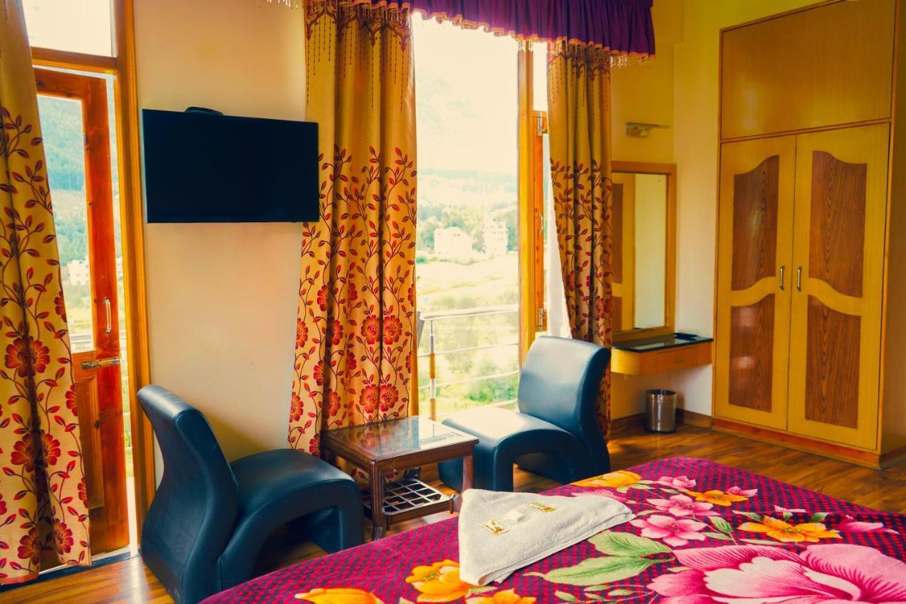 Hotel Akash Regency Manāli Dış mekan fotoğraf